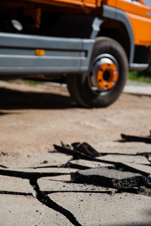 5 Signs It’s Time to Call Fuller Stone Care to Repair Your Driveway